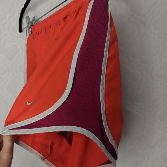 NIKE Tempo Dri-Fit Track Shorts Sz XS - Picture 3 of 8